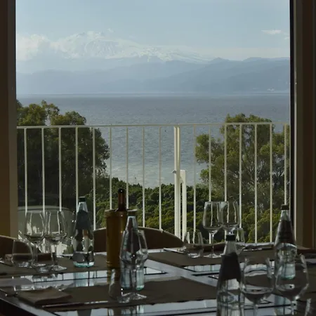 Grand Excelsior Szálloda 4*