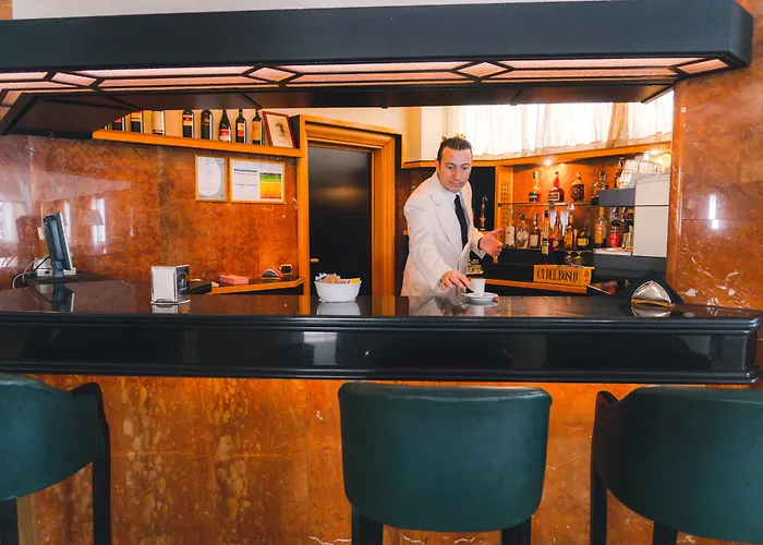 Grand Excelsior Hotel 4*