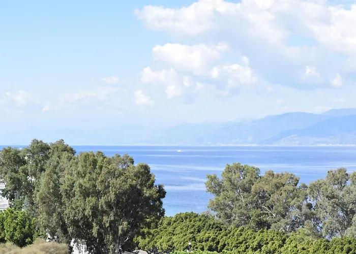 Grand Excelsior Hotel