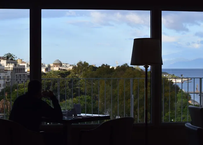 Grand Excelsior Hotel 4*