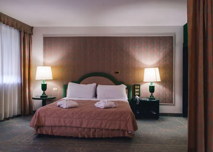 Hotel Grand Excelsior