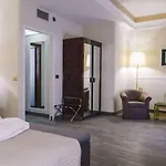 Grand Excelsior Hotel 4*