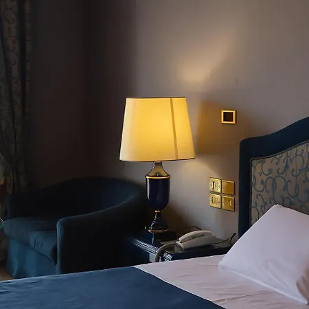 Grand Excelsior Hotel 4*