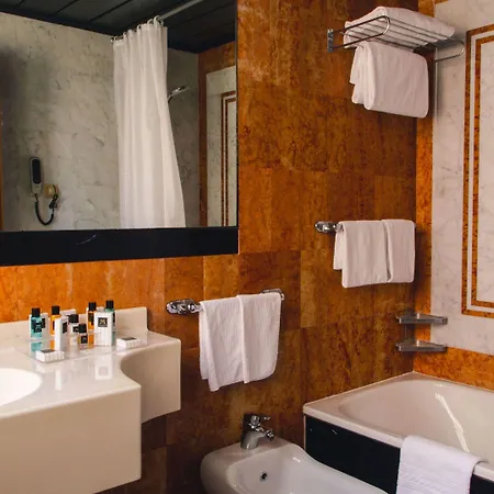 Grand Excelsior Hotel 4*