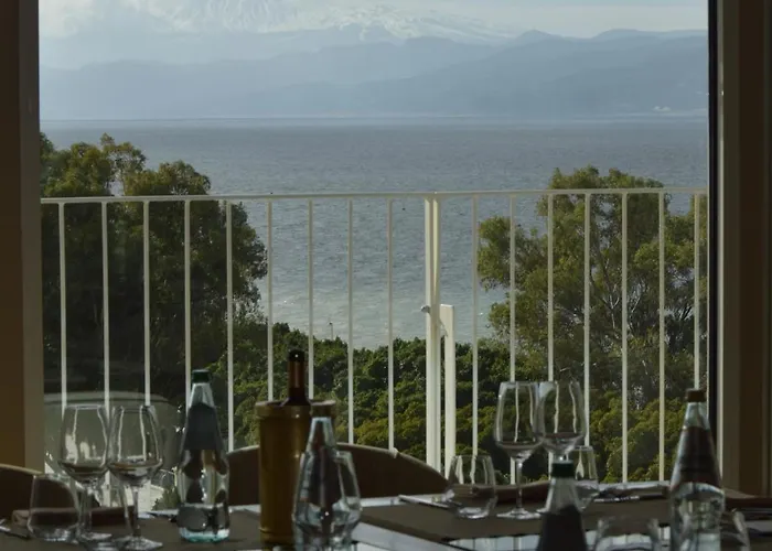 Grand Excelsior Hotel 4*