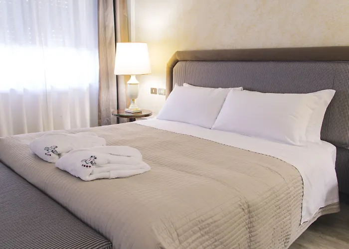 Grand Excelsior Hotel