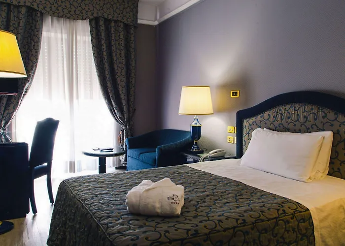 Grand Excelsior Hotel 4*